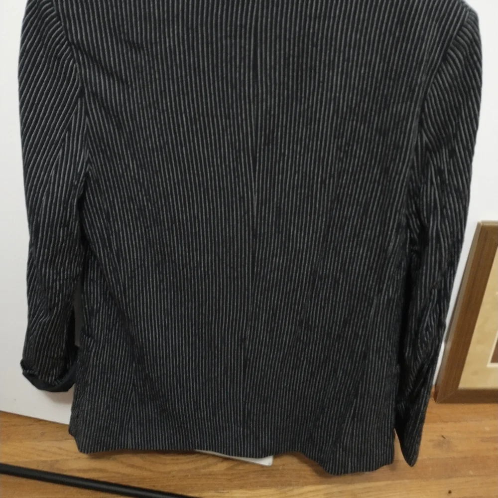 H&M Jacket - Picture 2 of 8